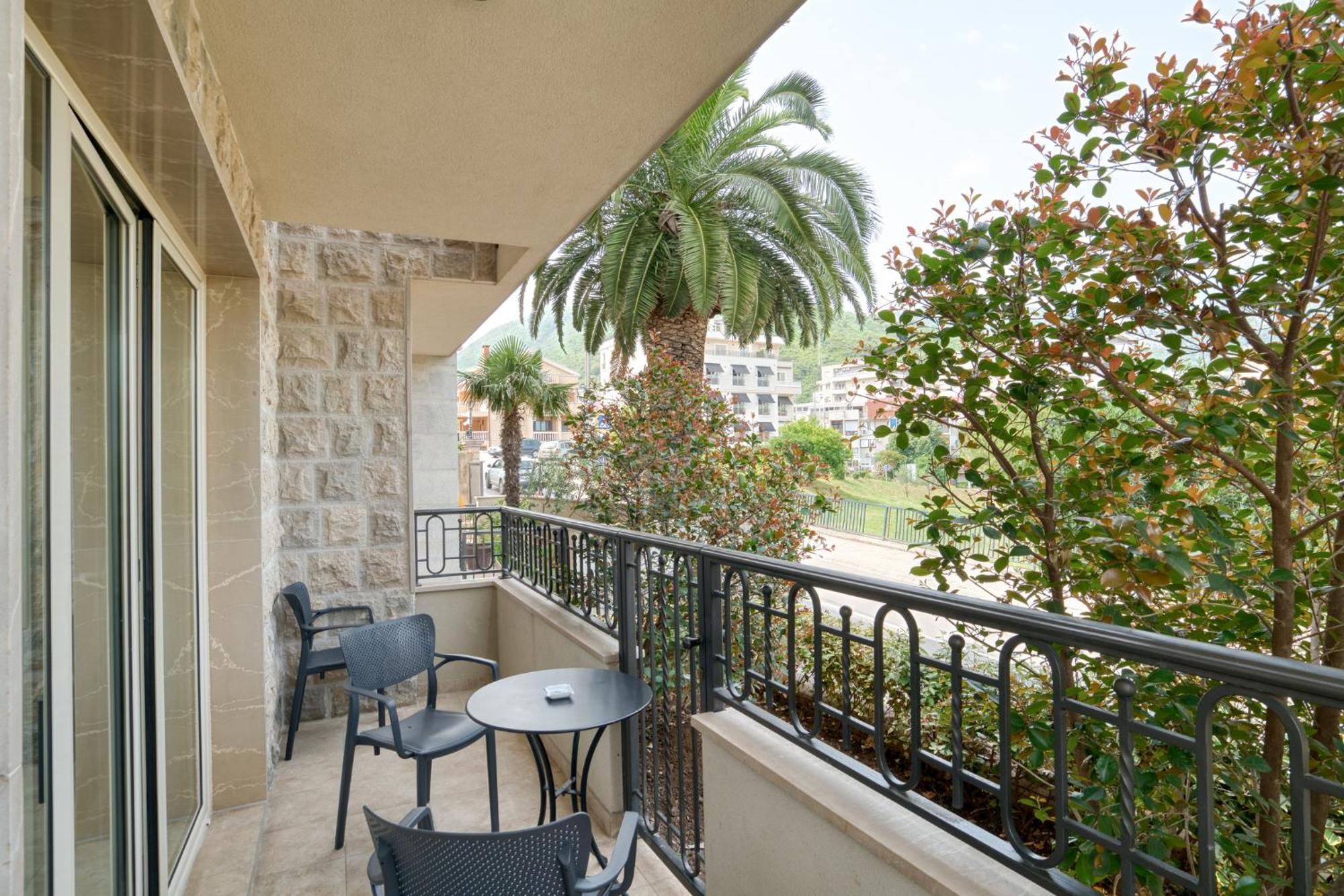 Ap Royal Oak - 2 Bedroom Apartment In ブドヴァ エクステリア 写真