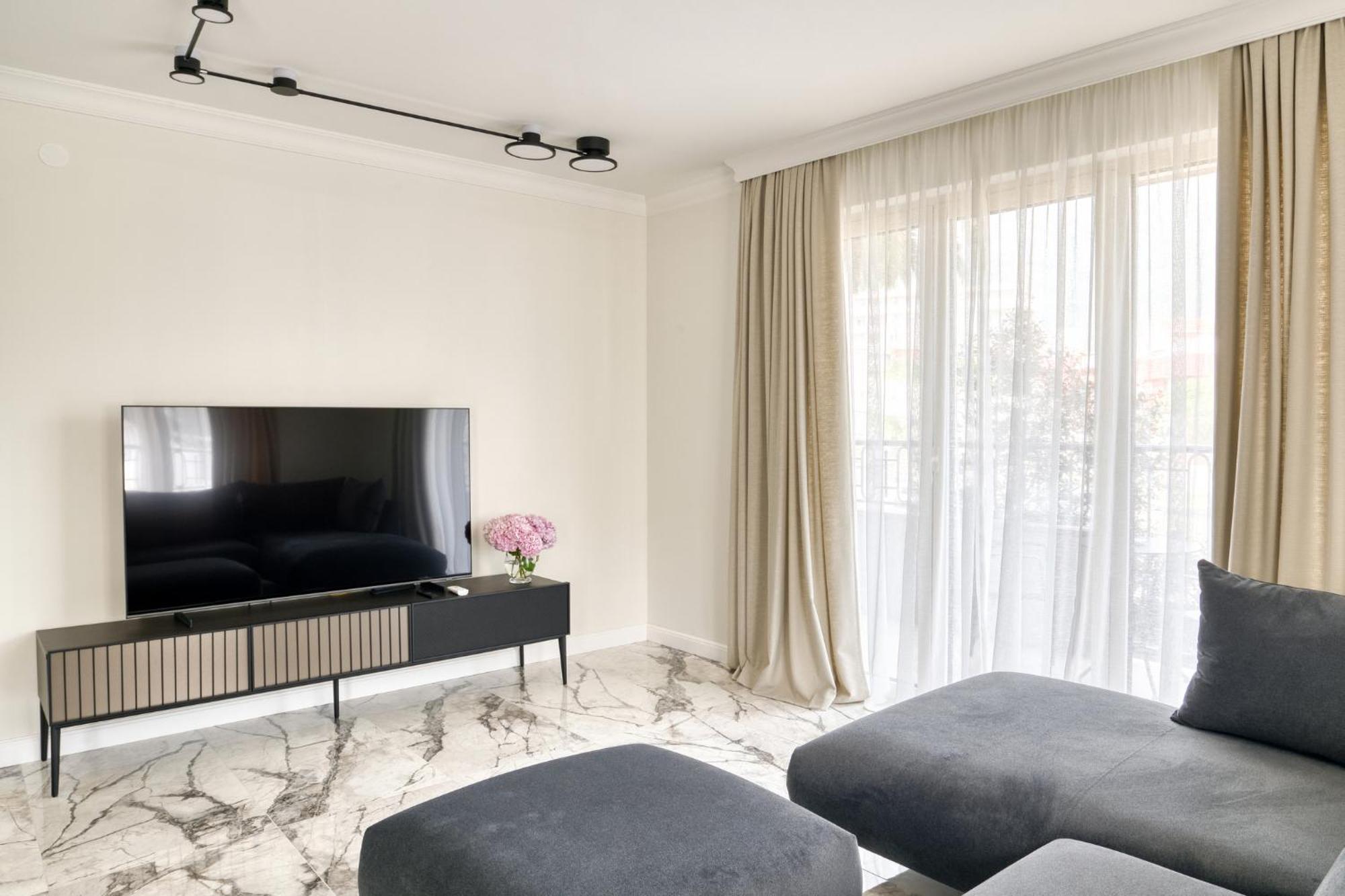 Ap Royal Oak - 2 Bedroom Apartment In ブドヴァ エクステリア 写真