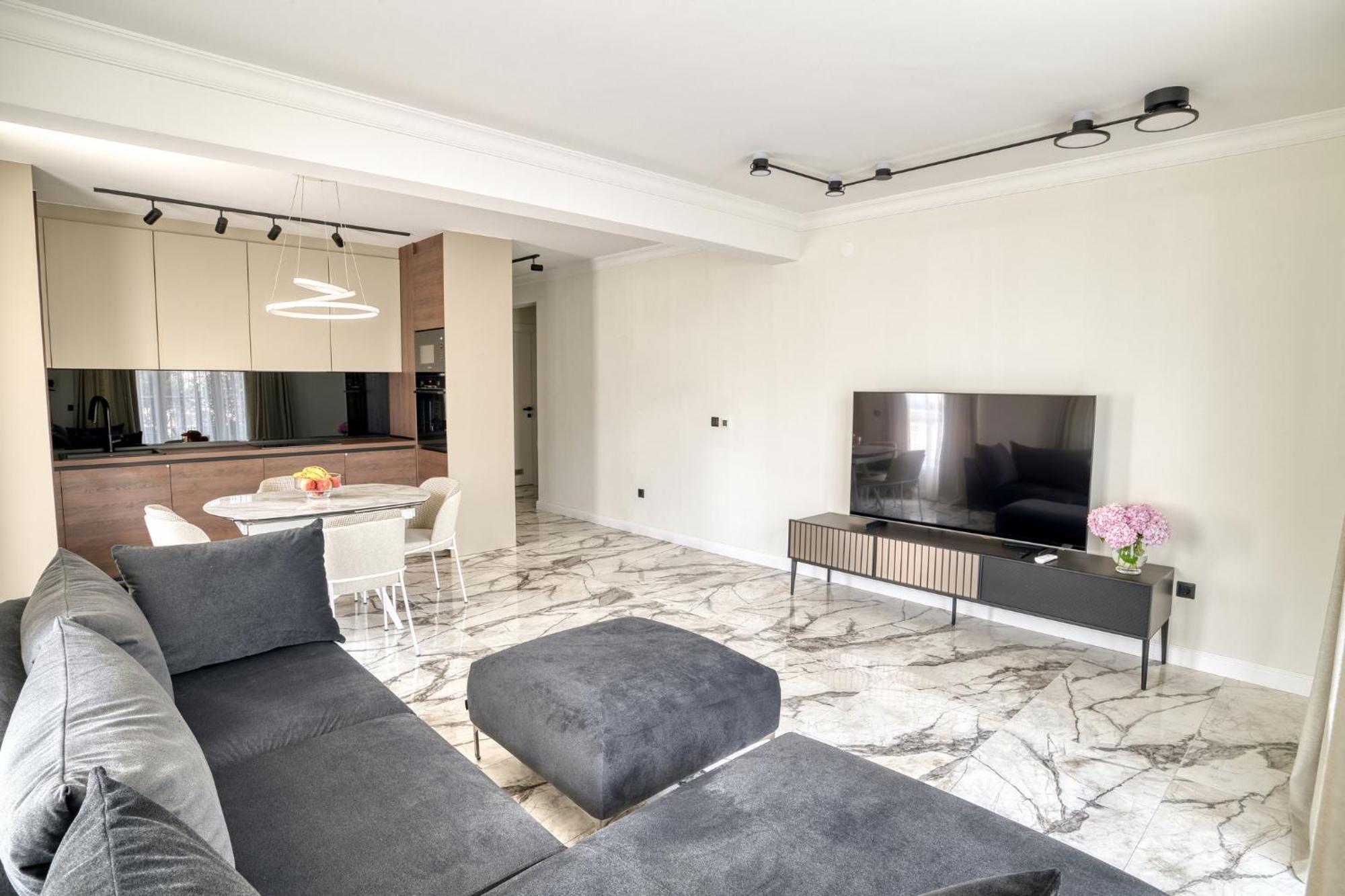 Ap Royal Oak - 2 Bedroom Apartment In ブドヴァ エクステリア 写真